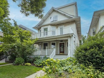 5043 W Sunnyside Ave, Chicago, IL, 60630