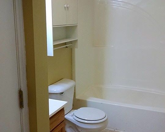 2nd image of 315 N 8th St APT A