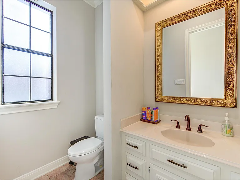 2510 Potomac Dr #5 — Photo 10