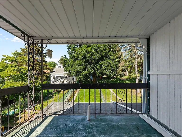 2307 S 5th St — Photo 19