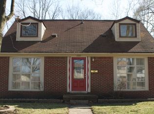 2221 Walter Dr, Ann Arbor, MI