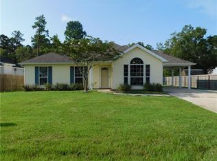20100 Pecan Trace Dr, Ponchatoula, LA 70454