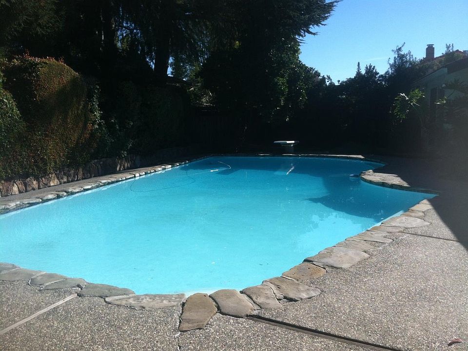 2nd image of 2771 Glorietta Cir