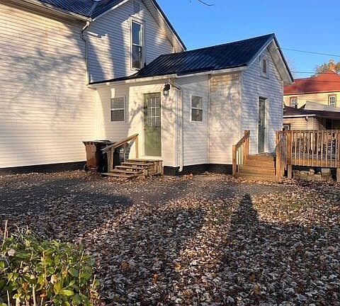 5th image of 639 S Main St