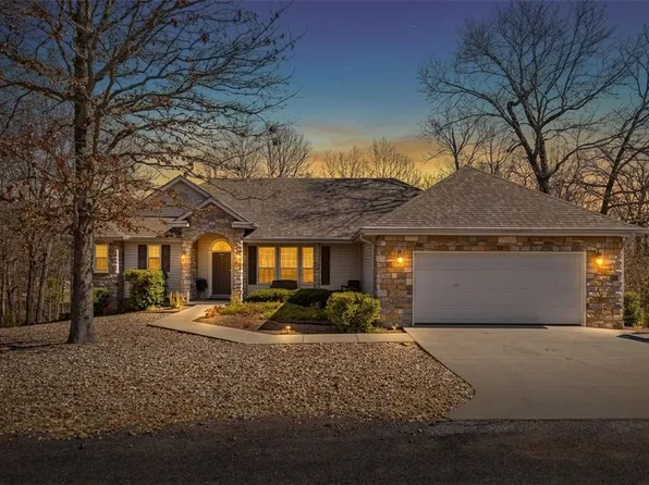 11 Milford Ln, Bella Vista, AR 72715