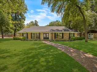 1049 Forest Grove Dr, Dallas, TX 75218