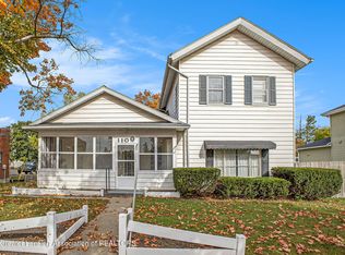 110 E Bellevue St, Leslie, MI 49251