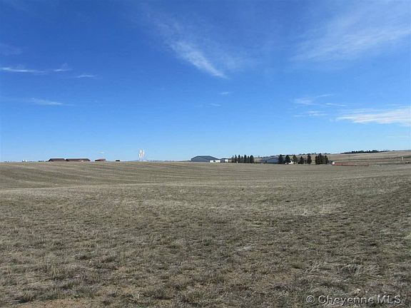4th image of Meadow Ln