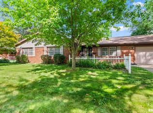 4020 Hazelcrest Rd, Springfield, IL 62703