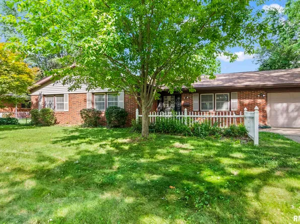 4020 Hazelcrest Rd, Springfield, IL 62703