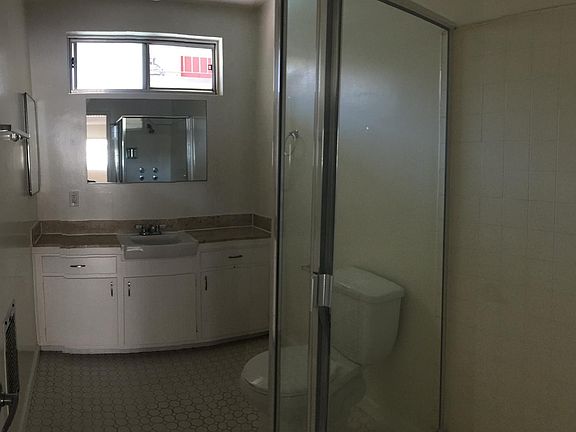 2nd image of 1060 S Sherbourne Dr APT 302