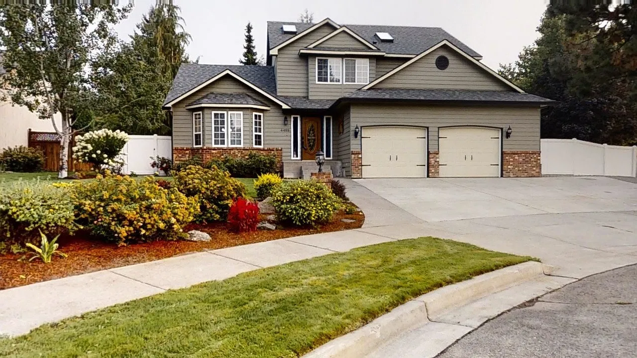 4 bed, 3382 sqft, $3,395 — Photo 1