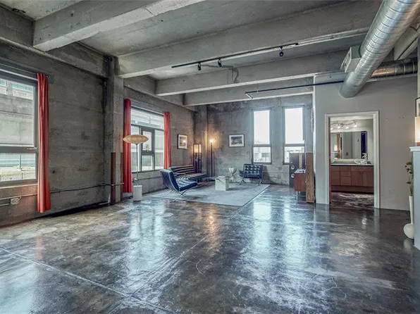 360 W Pershing Rd Ste 60, Kansas City, MO 64108