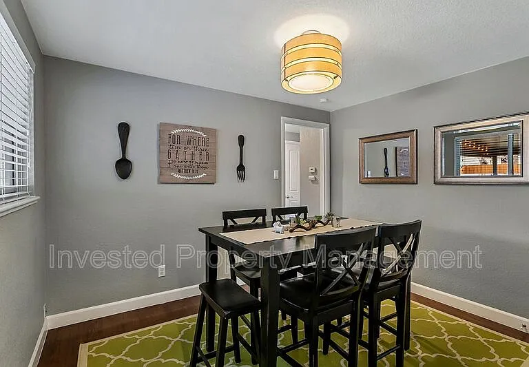 2591 S Raleigh St — Photo 22