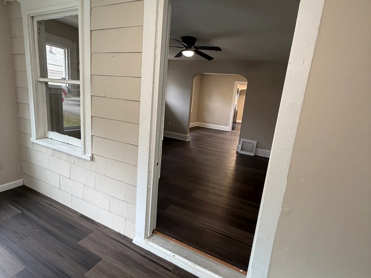 2 bed, 848 sqft, $1,200 — Photo 4
