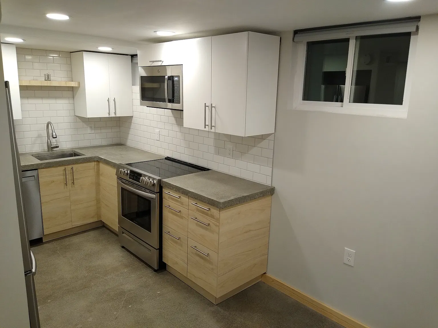 227 East 18th Ave — Photo 3