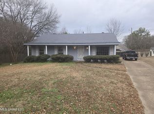 1650 Hickory Dr, Southaven, MS 38671