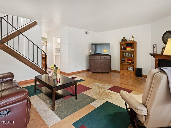 3rd image of 230 N R St