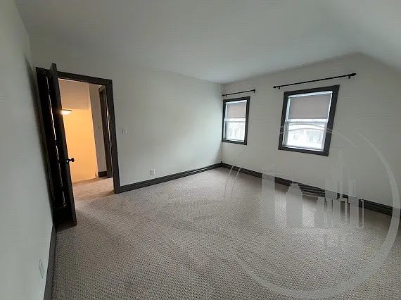 11 Wabash Ave — Photo 21
