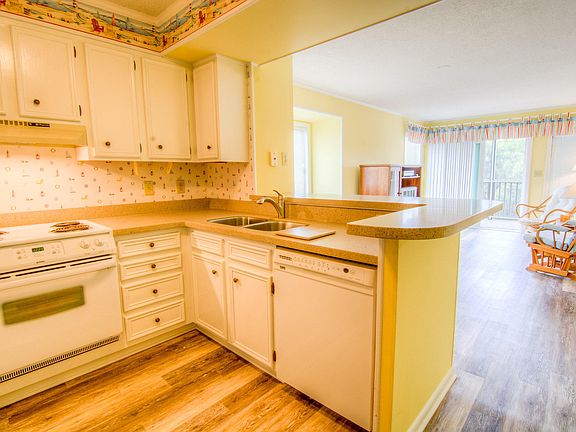 2nd image of 2503 W Ft Macon Road #106a