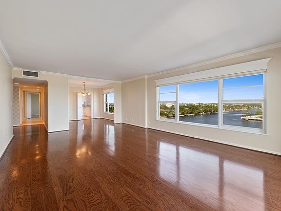 3rd image of 400 Seasage Dr APT 905
