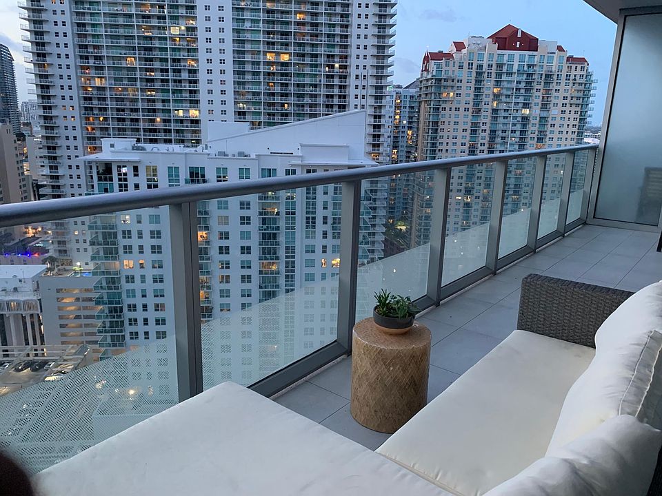 1st image of 1300 Brickell Bay Dr APT 2701