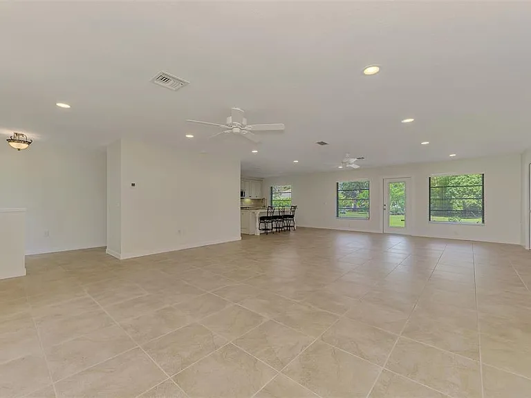 2340 Palmetto St — Photo 14
