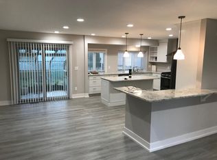 2866 N Baylis Dr, Ann Arbor, MI 48108