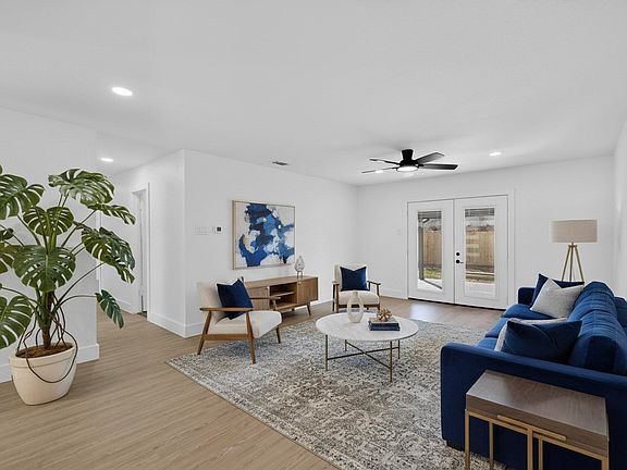 5th image of 3318 Ridgefield St