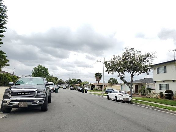 5th image of 424 Bradley Ave