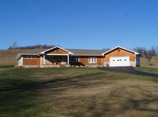 841 Farmington Ohiopyle Rd, Ohiopyle, PA 15470