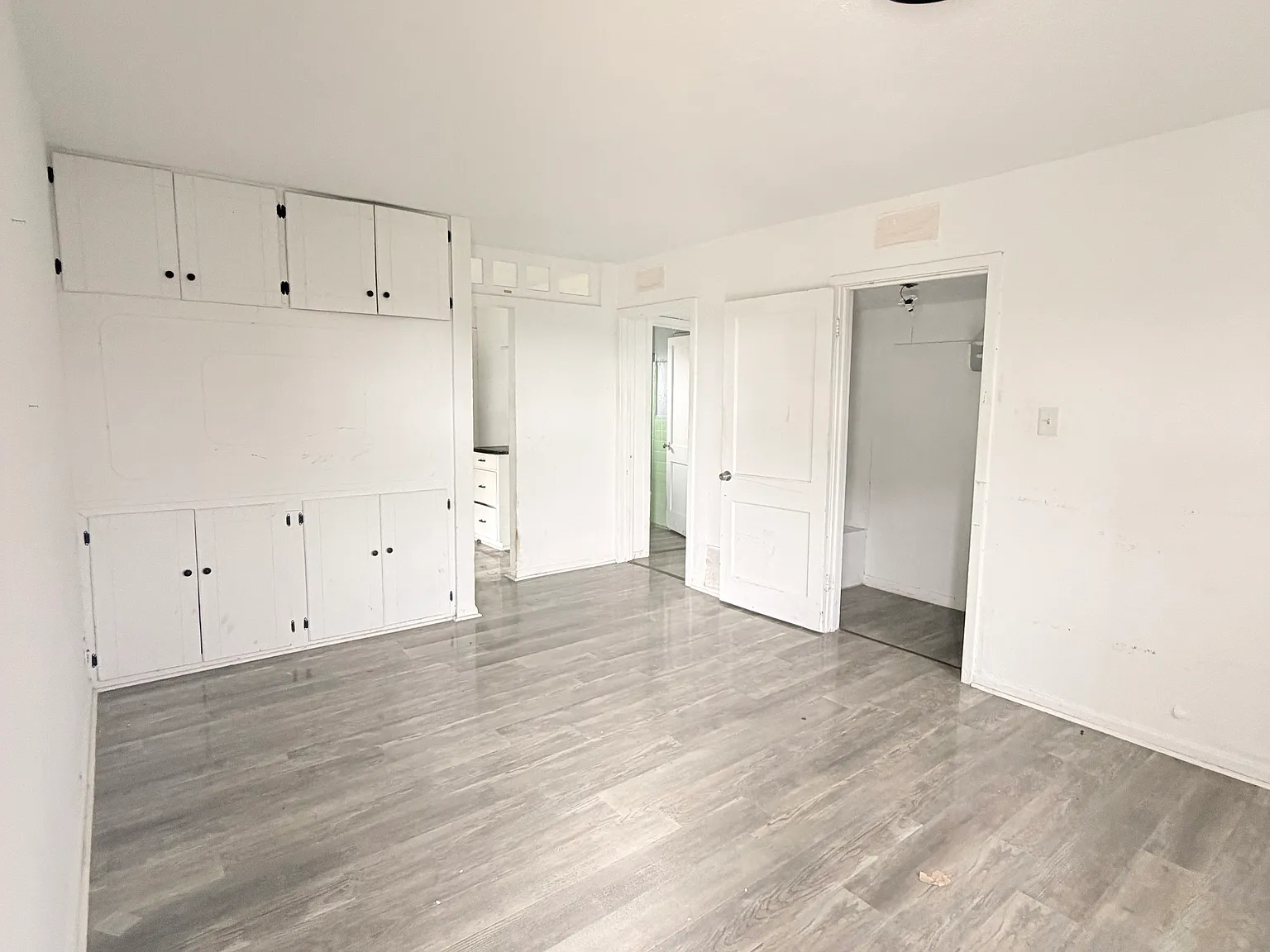 studio apartment with kitchen — Photo 4