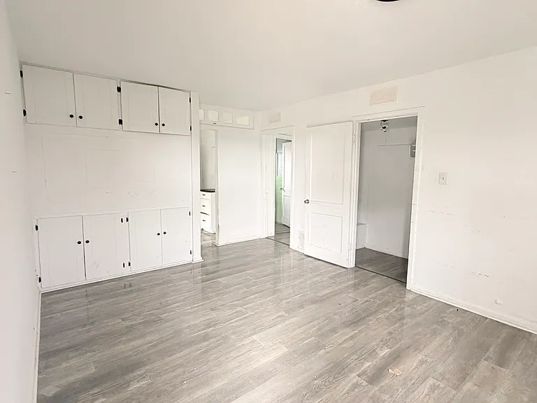 4513 S Staples St #101 — Photo 4