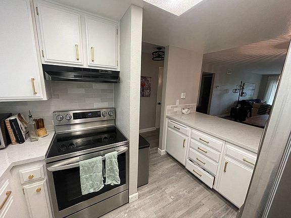 5th image of 7755 Saranac Pl Unit 42