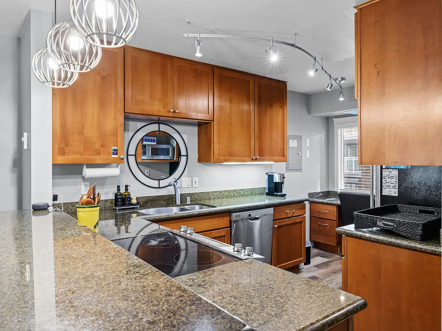 1 bed, 648 sqft, $2,500 — Photo 4