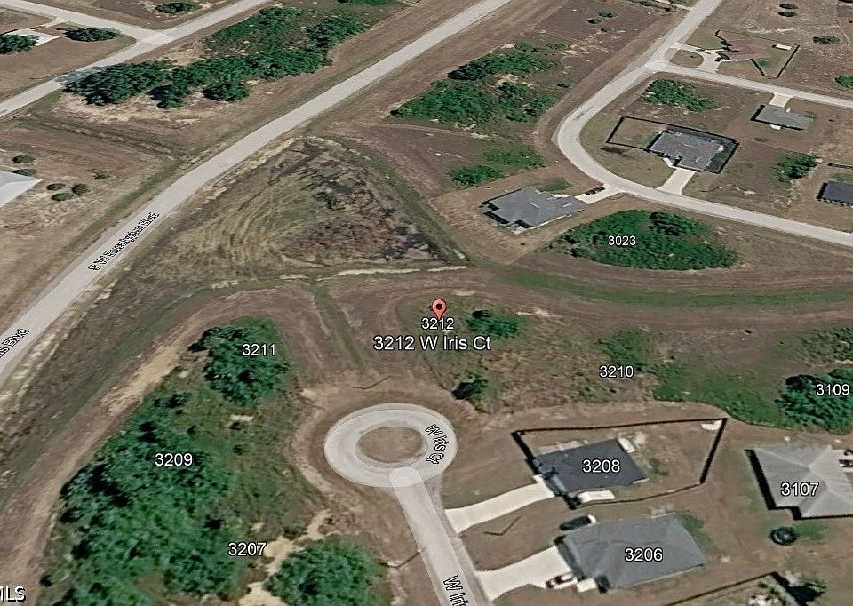 1st image of 3212 W Iris Ct