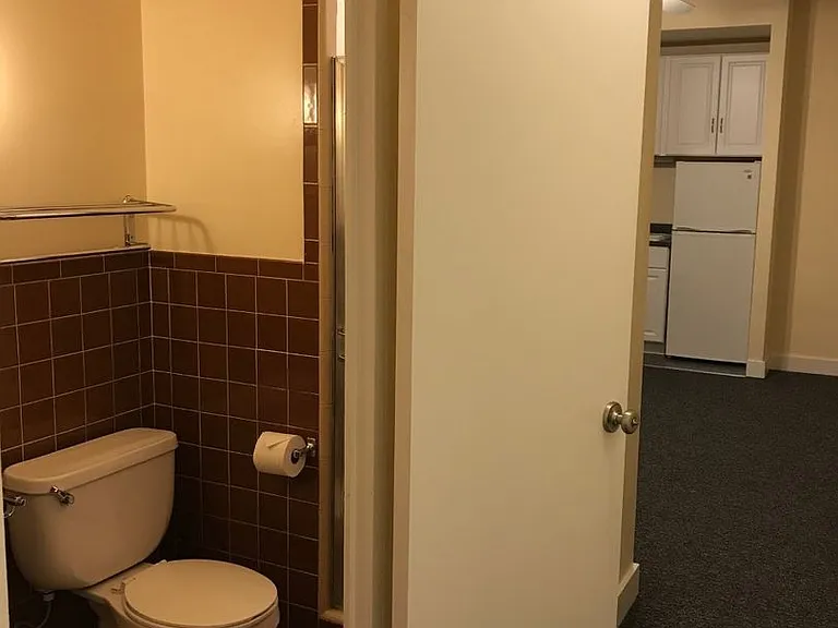 Washington Plaza Apartments — Photo 37