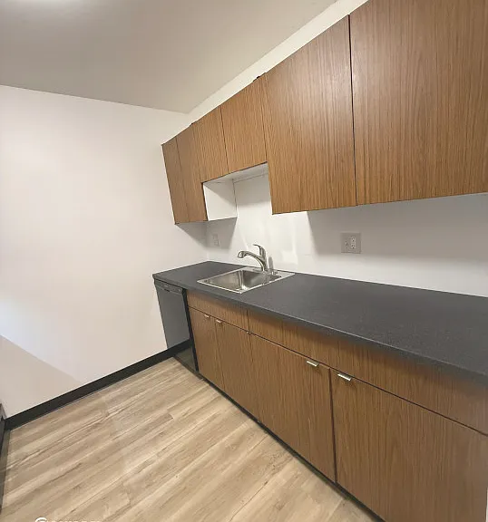 6350 Forward Ave #23 — Photo 2