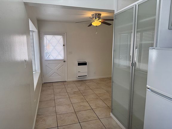 4th image of 1048 Sapphire St