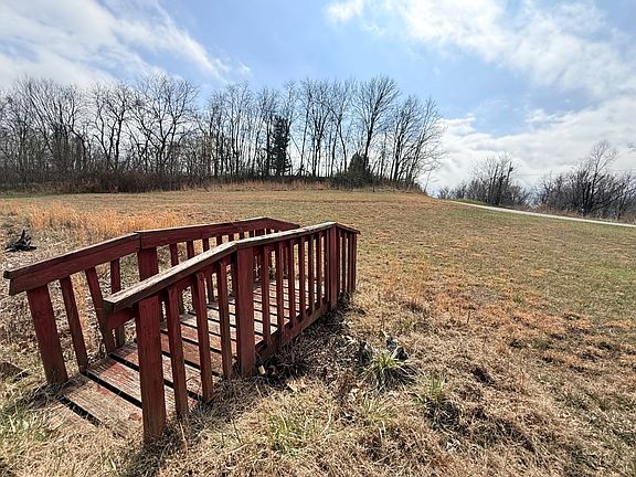 4th image of 5848 Sugar Maple Rd