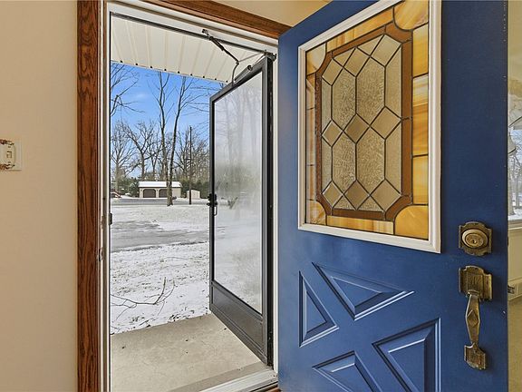 5th image of 411 Kerry Dr