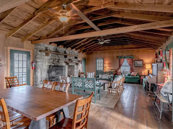 861 Brooks Ln, Simpsonville, KY 40067