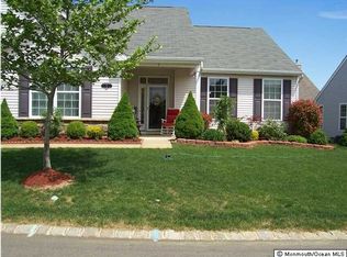 7 Fieldstone Ct, Whiting, NJ 08759