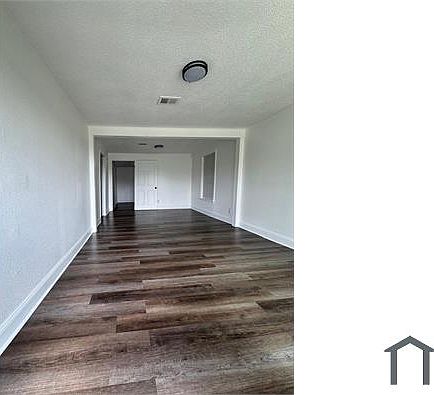 3rd image of 1679 Ragan St