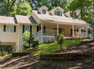 284 W Cherry Rd, Hayesville, NC 28904