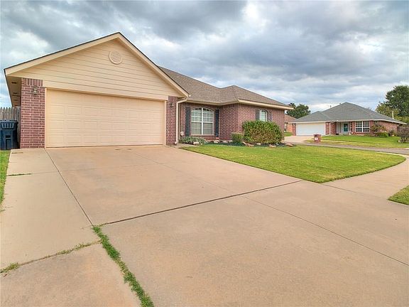 3rd image of 12328 Hickory Creek Blvd
