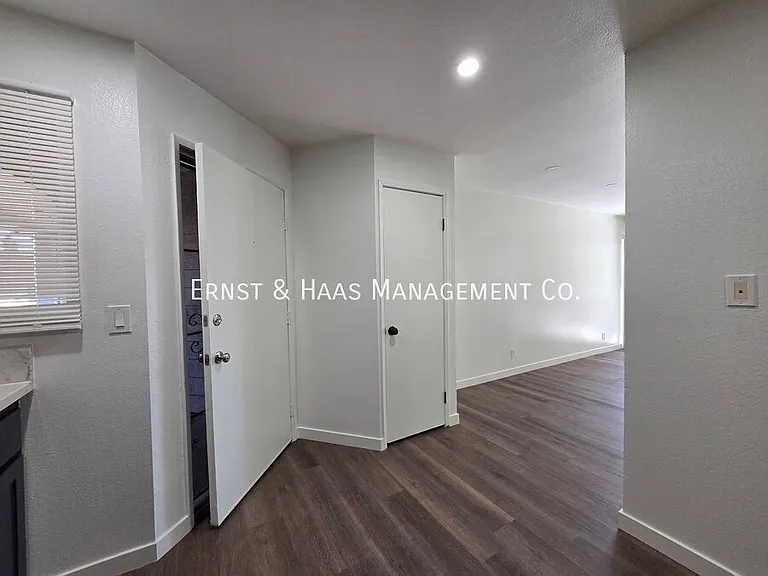 6673 Hammond Ave #G — Photo 5