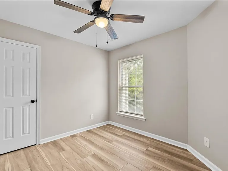 3011 Colony Dr — Photo 33