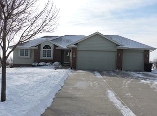 3367 Prairie Trl, Logan, IA 51546