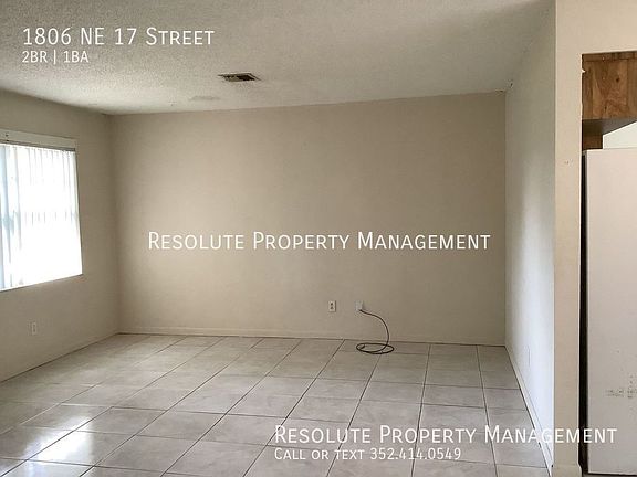 3rd image of 1806 NE 17th St
